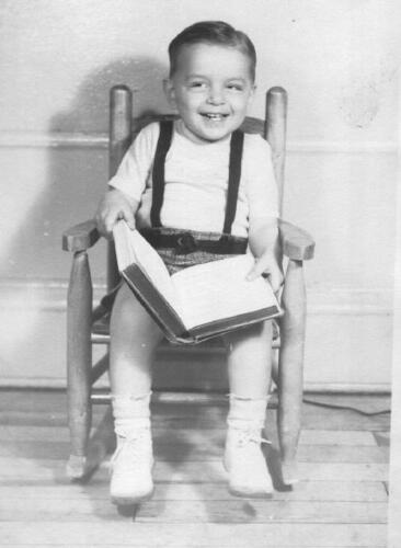 nicky_chair_book
